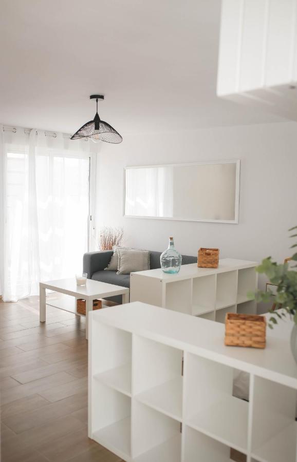 Bungalow Con Encanto Y Vistas Al Mar Вінарос Екстер'єр фото